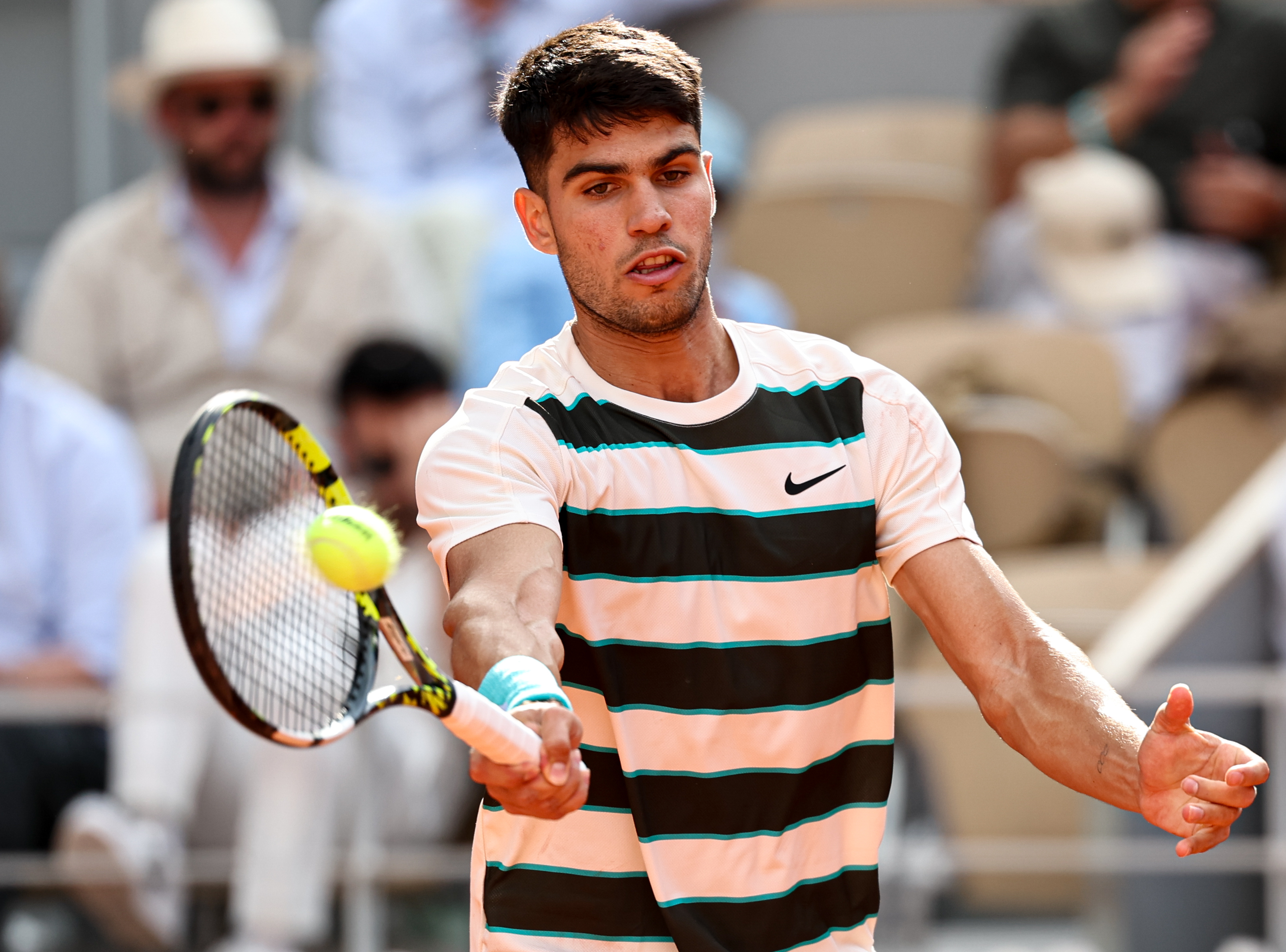 法国网球队横扫日本网球队,阿尔卡拉斯统治全场的简单介绍 法国网球队横扫日本网球队,阿尔卡拉斯统治全场的简单介绍