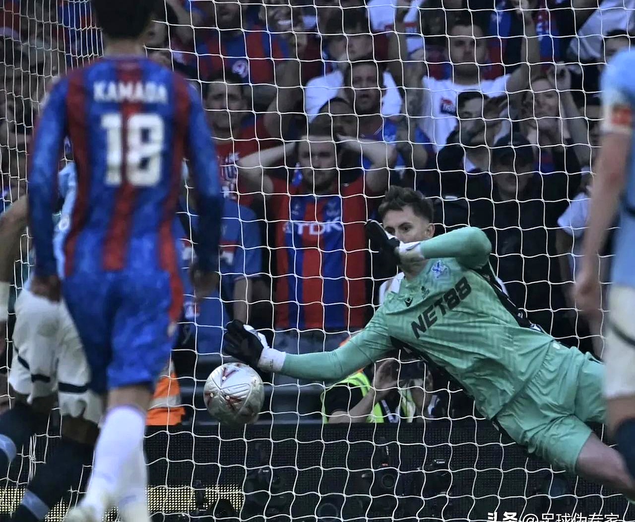 曼联客场不敌水晶宫，吞下赛季首败