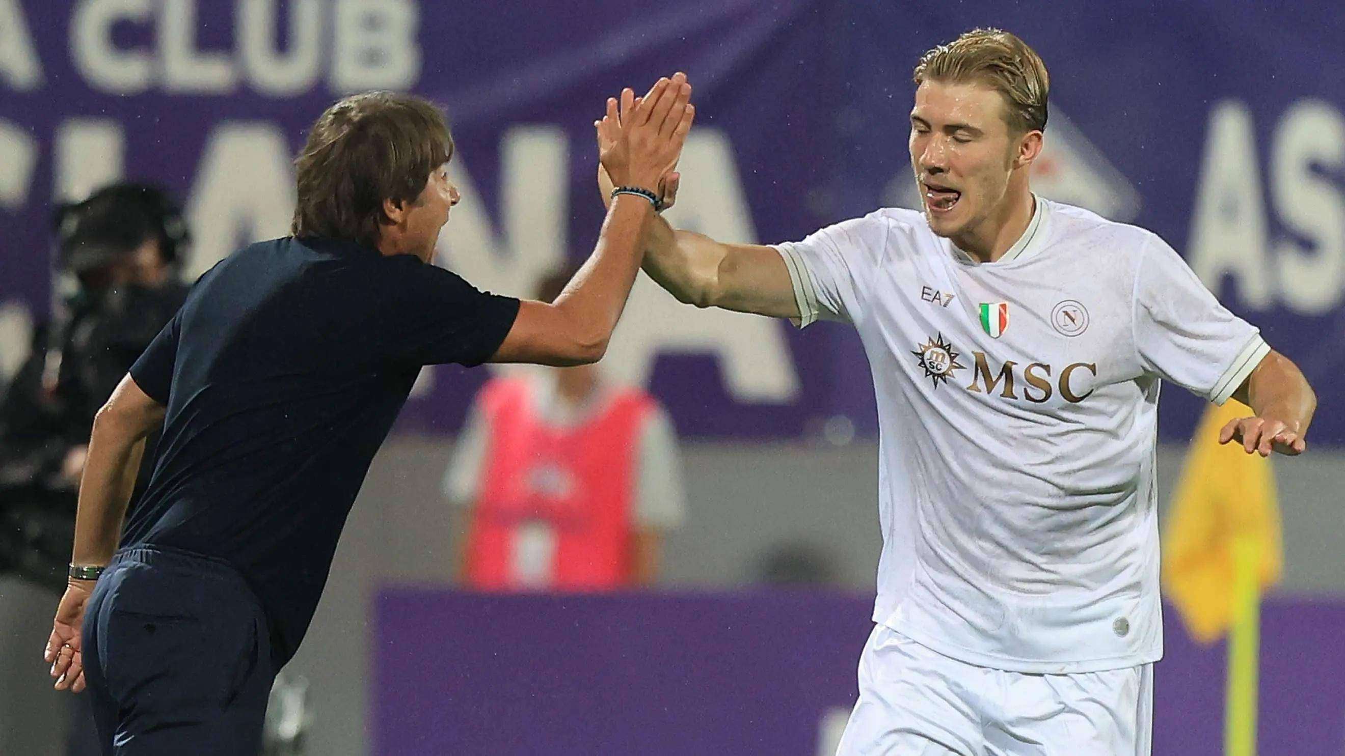 那不勒斯连续三场不败升至意甲第三位 那不勒斯连续三场不败升至意甲第三位