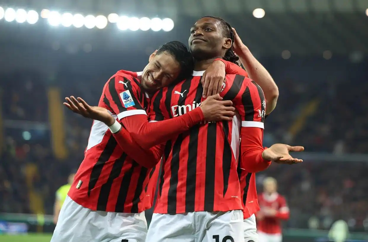 乌迪内斯中场助攻砍入制胜球，引领球队胜利的简单介绍