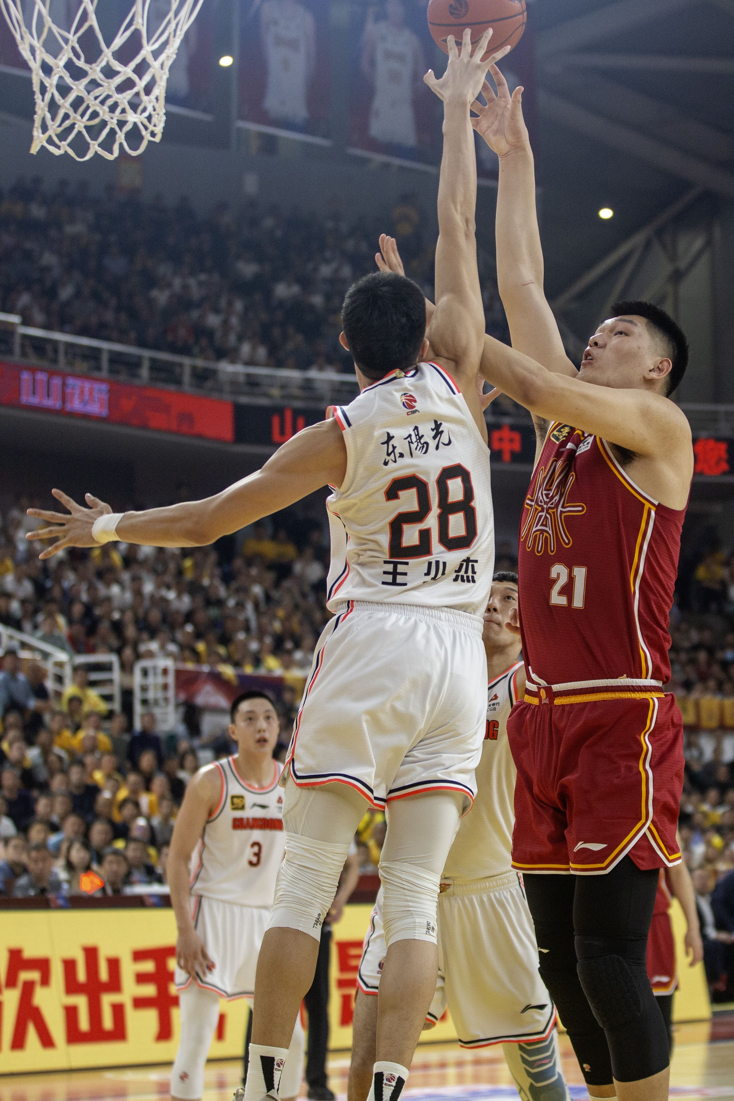 关于吉林男篮客场挑战山西顽强拼搏决心夺胜的信息