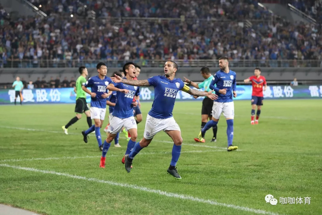 最后一分钟进球宣告胜利到来 最后一分钟进球宣告胜利到来