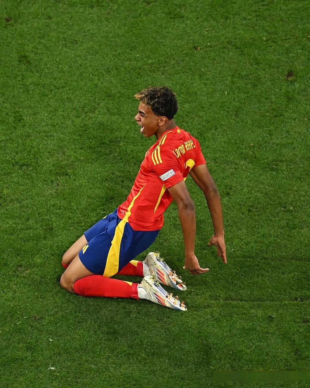 九游游戏-西班牙队势不可挡，成功晋级欧洲锦标赛半决赛