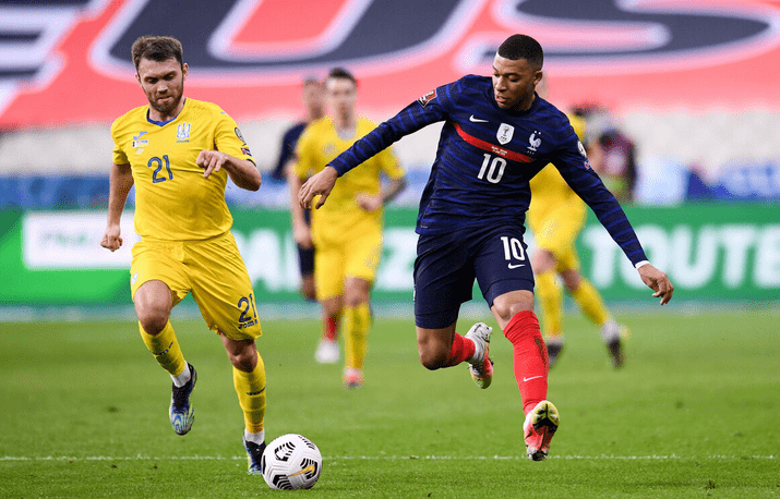 包含拉脱维亚主场较量奥克兰战平的词条