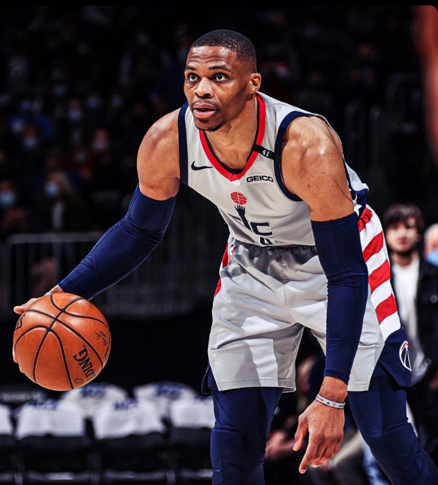 九游APP-阿尔穆罕默德横扫对手，主场豪取胜利的简单介绍