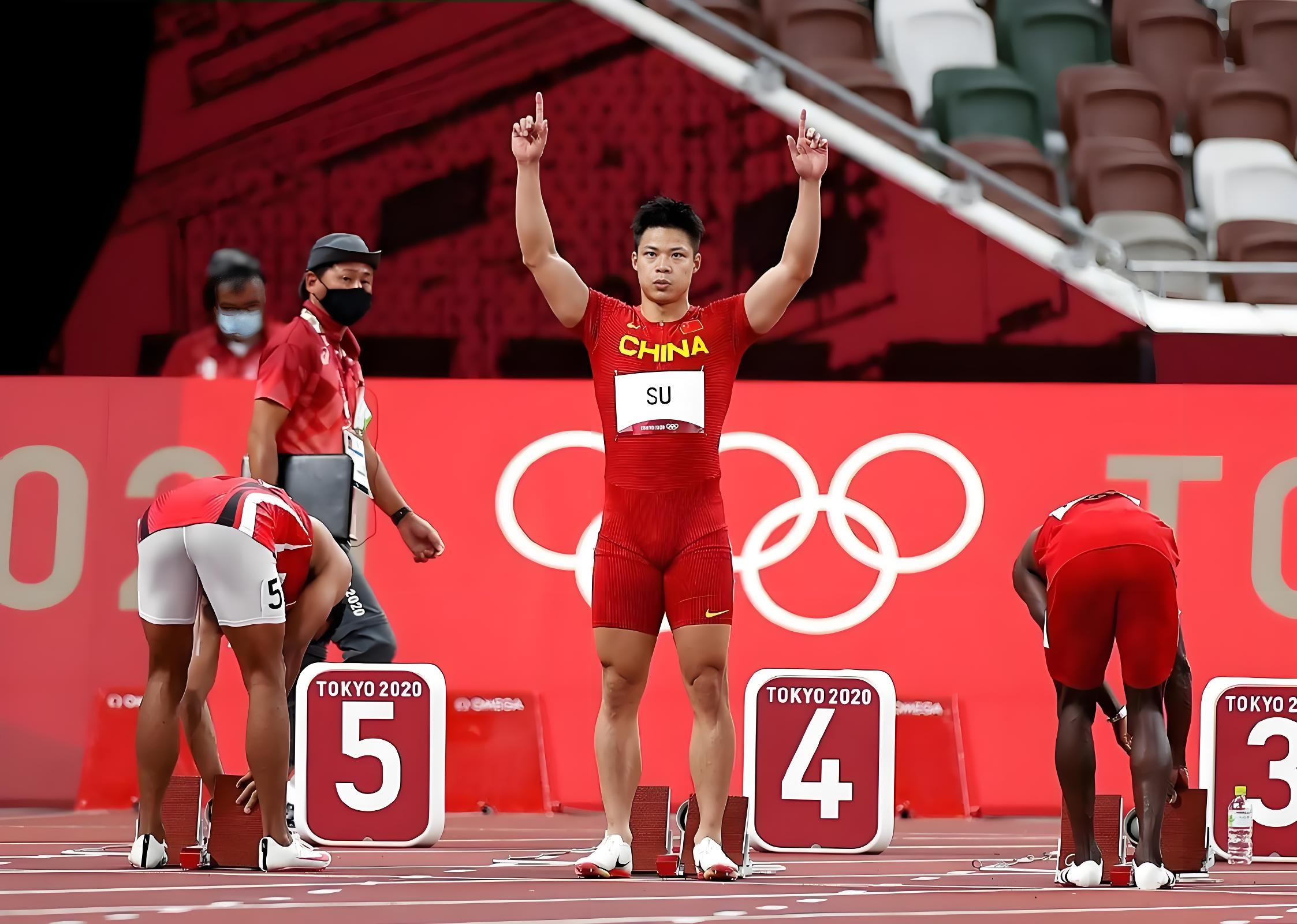 优秀运动员斗志昂扬拼搏目标