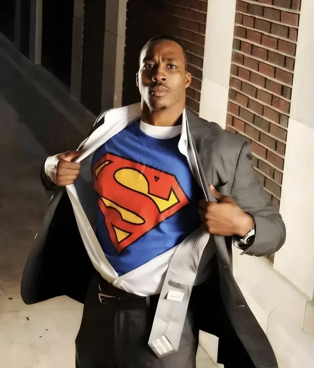 9you娱乐-关于霍华德:致力于球队,争取更好成绩的信息