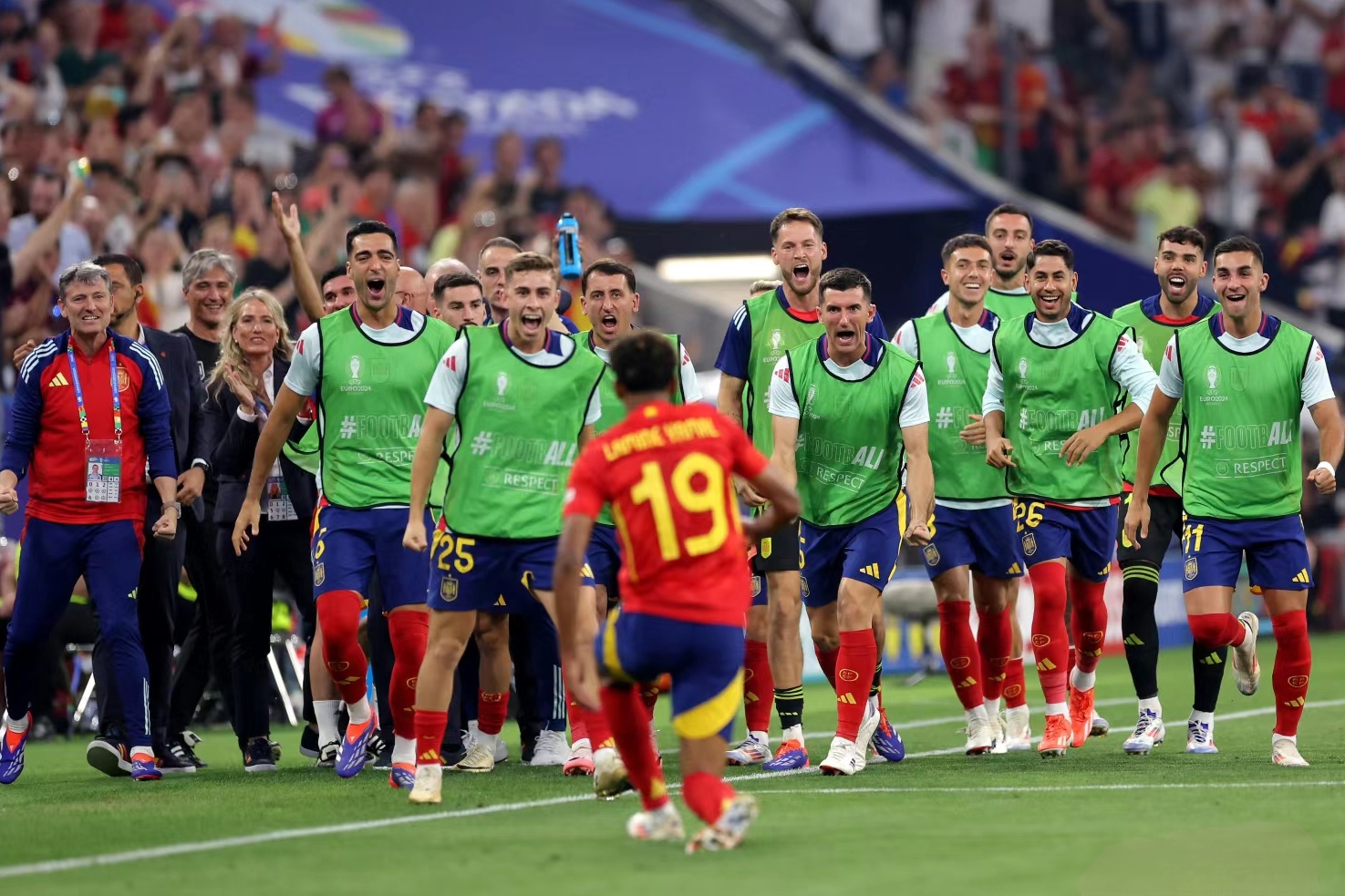 九游娱乐网页-葡萄牙队鏖战韩国队，马龙统治全场