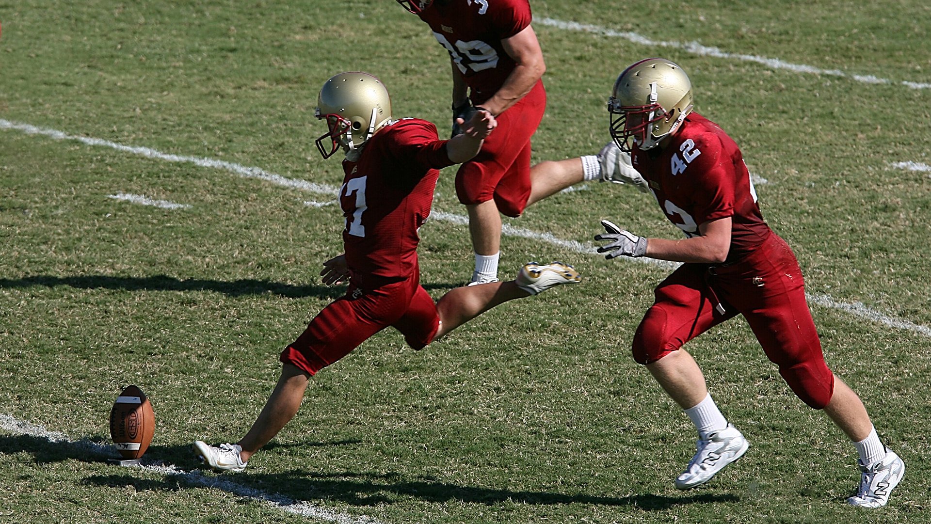 广东队轻取火箭，布克成为关键先生